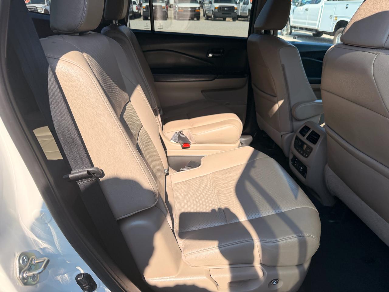 Honda Pilot Elite AWD 2017