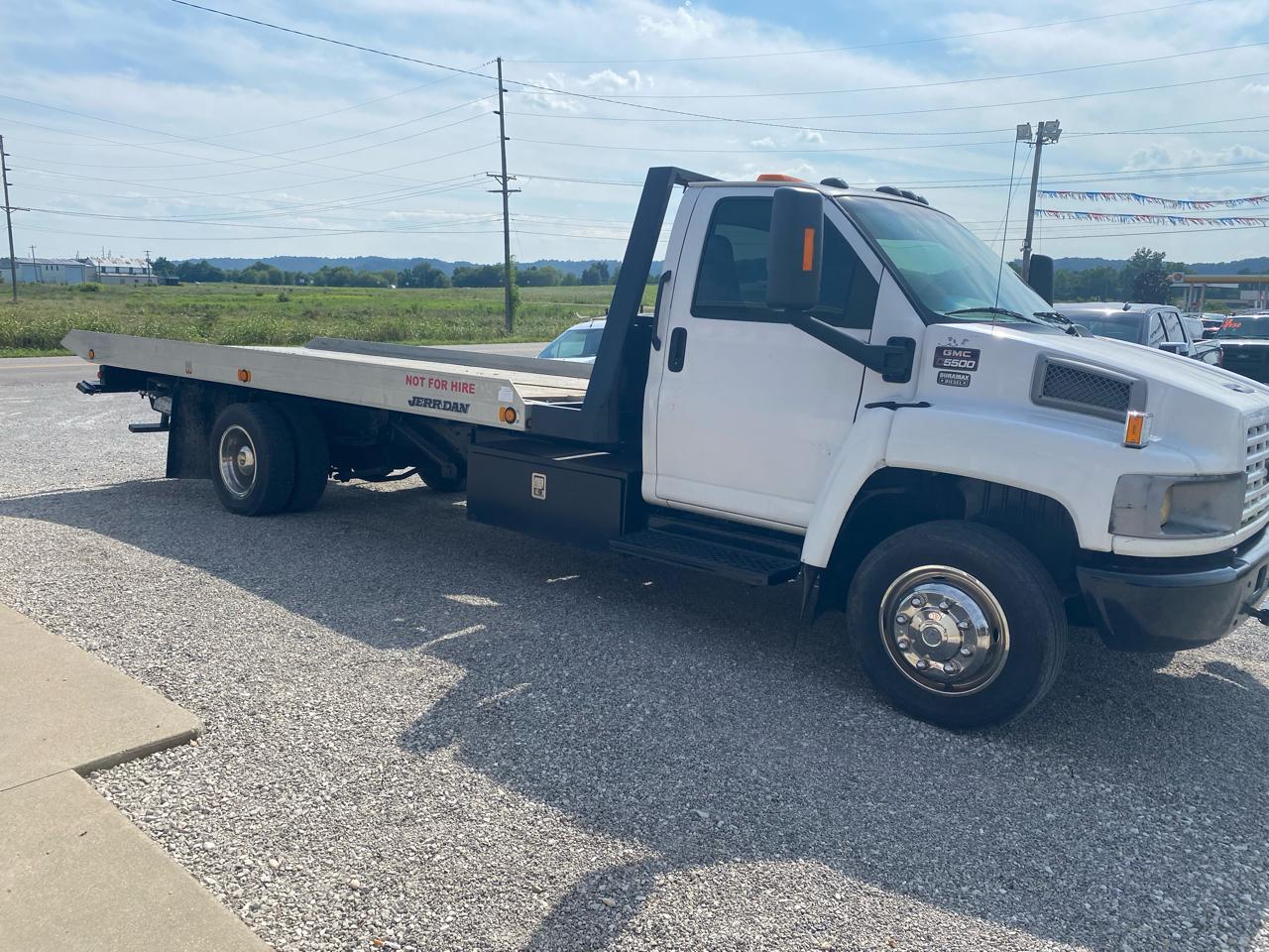 GMC TC5500 Regular Cab 2004