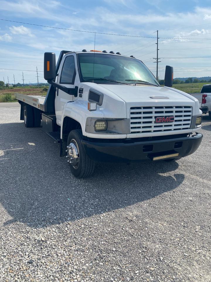 GMC TC5500 Regular Cab 2004