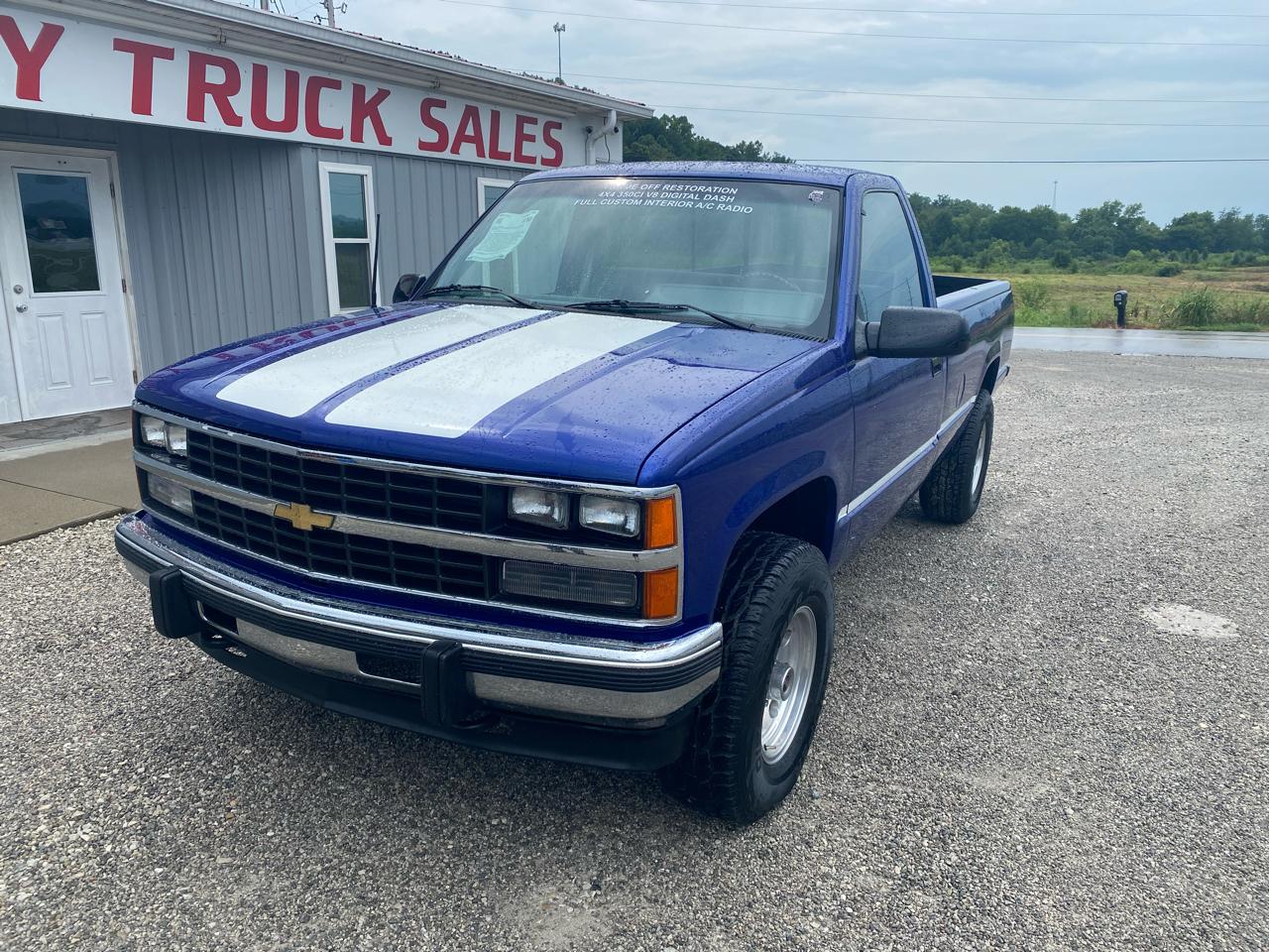 Chevrolet 1/2 Ton Pickups Fleetside 117.5" 4WD 1989