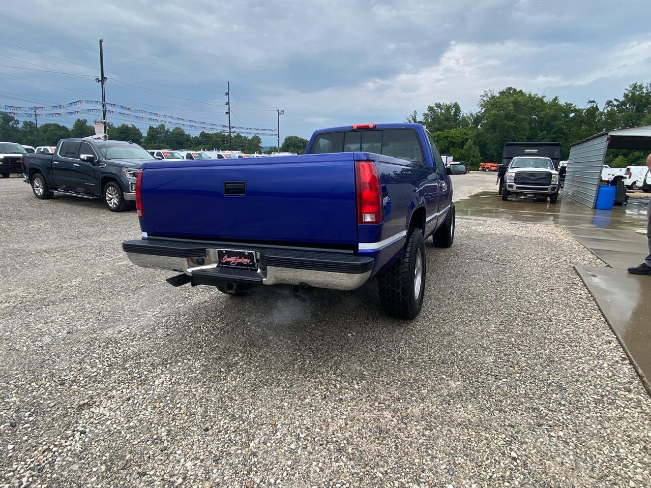 Chevrolet 1/2 Ton Pickups Fleetside 117.5" 4WD 1989