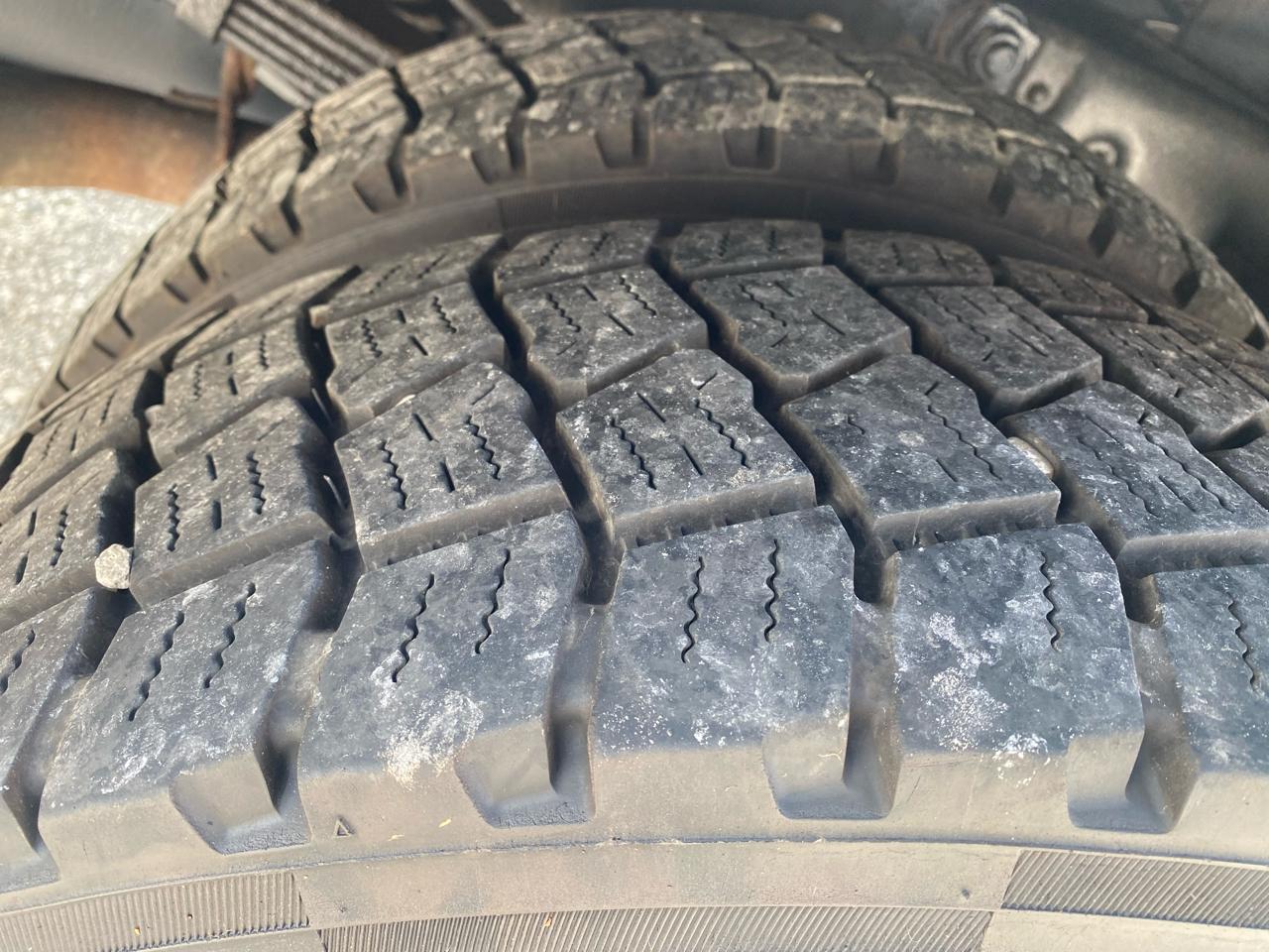 Ford Super Duty F-450 DRW 2WD Reg Cab 141" WB 60" CA XL 2012