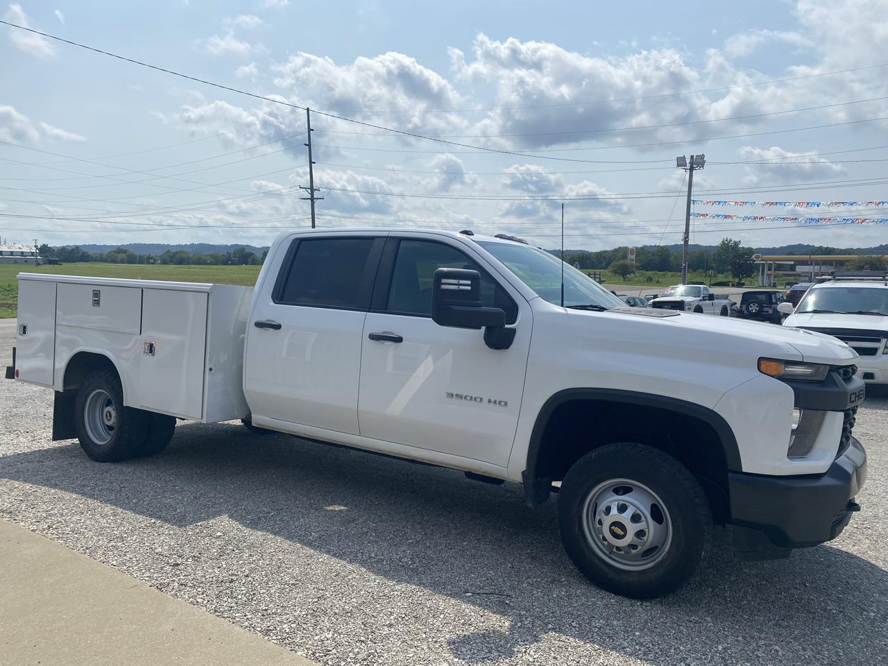 Chevrolet Silverado 3500HD CC 2WD Crew Cab 177" WB, 60" CA Work Truck 2022