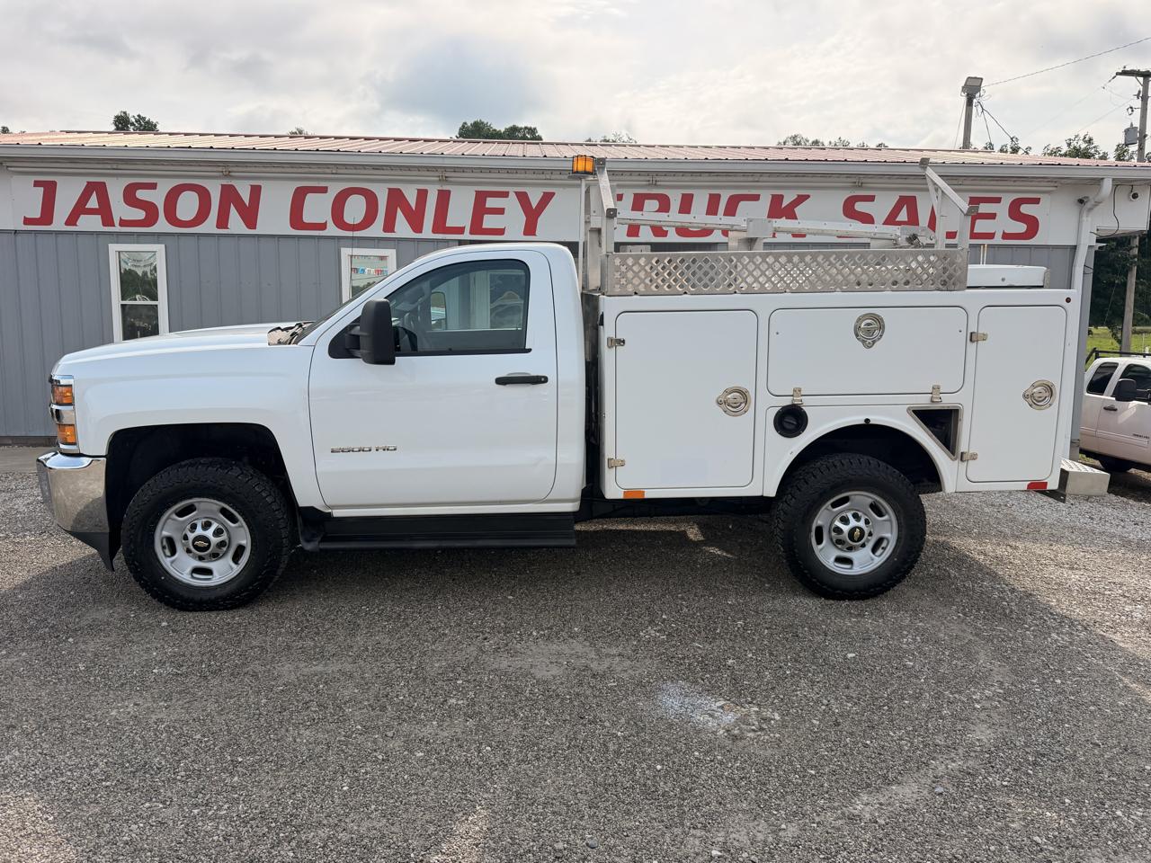 Chevrolet Silverado 2500HD 4WD Reg Cab 133.6" Work Truck 2015