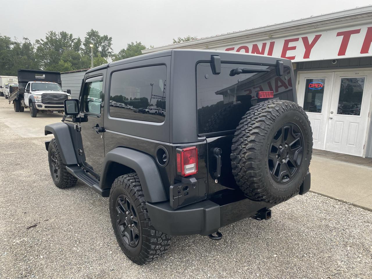 Jeep Wrangler 4WD 2dr Willys Wheeler 2014