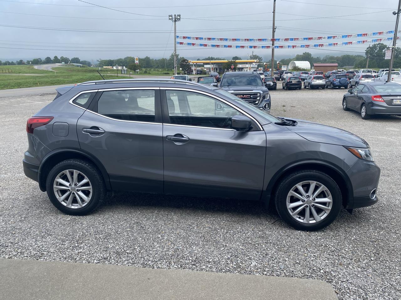 Nissan Rogue Sport AWD SV 2017