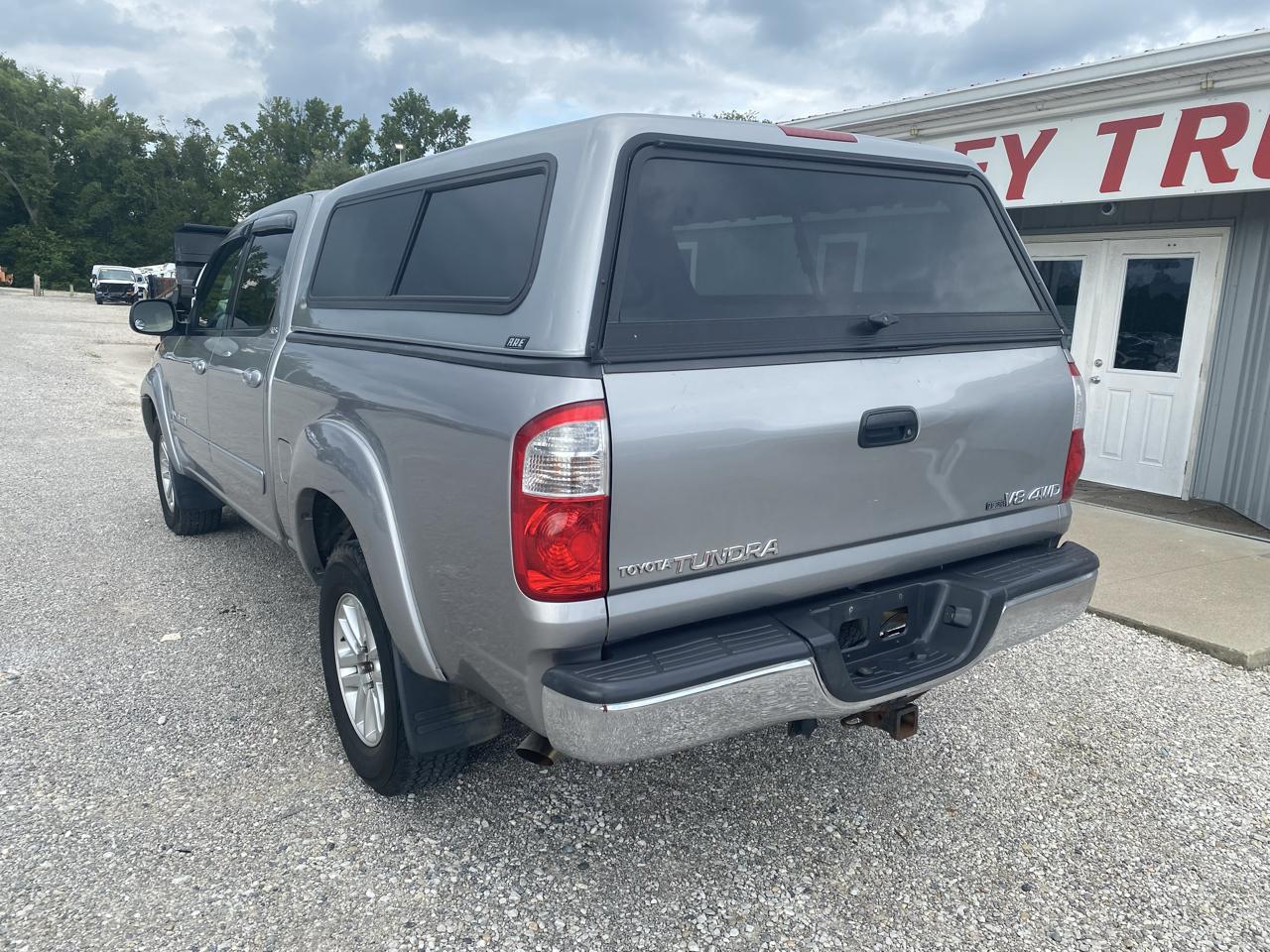 Toyota Tundra DoubleCab V8 SR5 4WD (Natl) 2005
