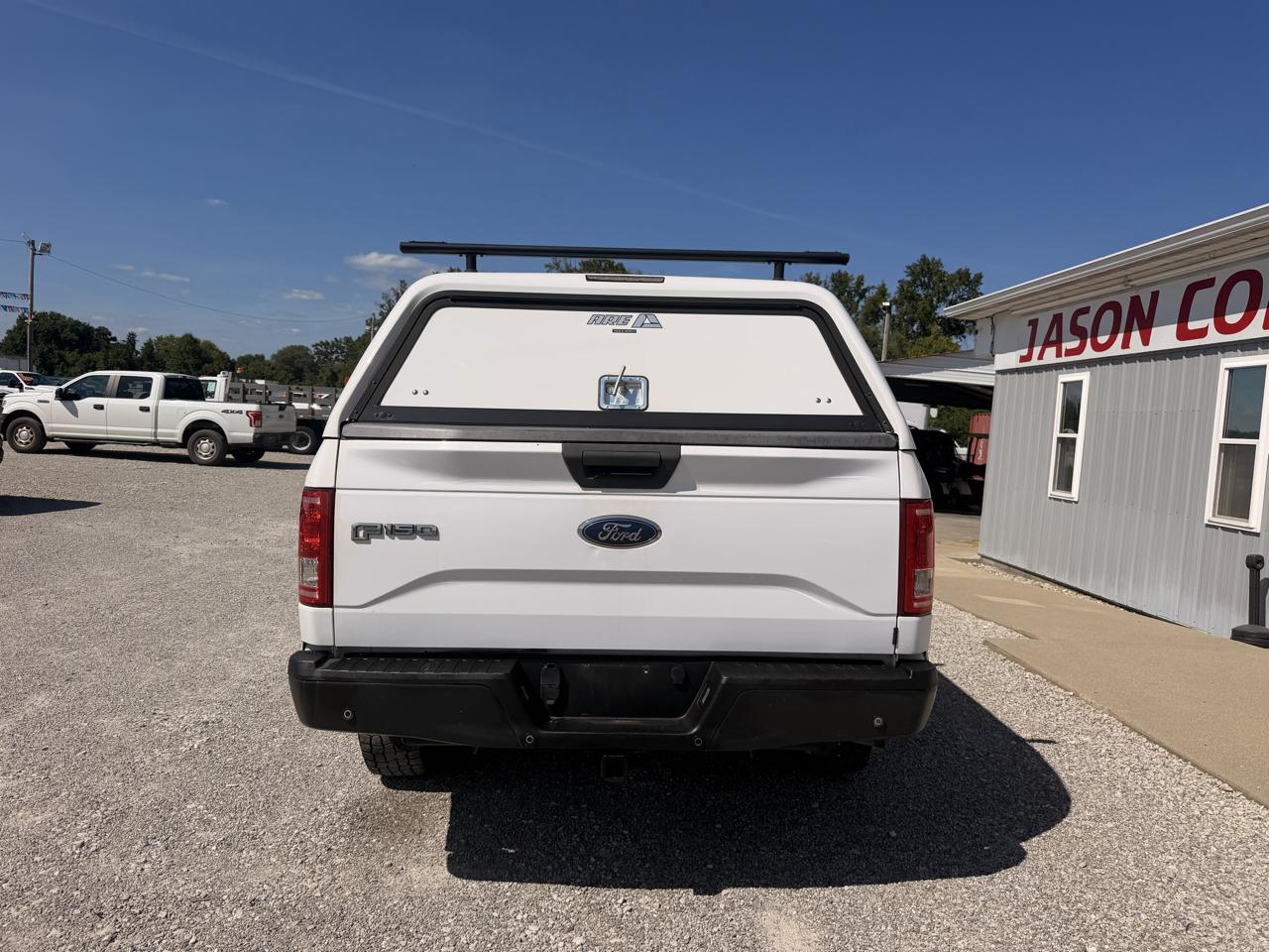 Ford F-150 4WD SuperCab 145" XL 2015