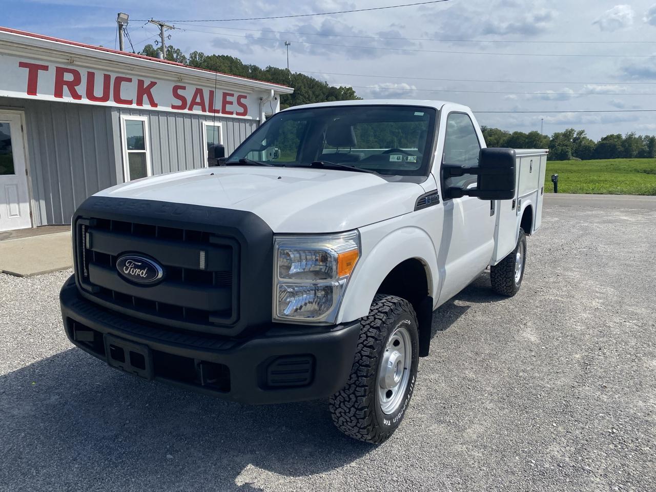 Ford Super Duty F-250 SRW 4WD Reg Cab 137" XLT 2012