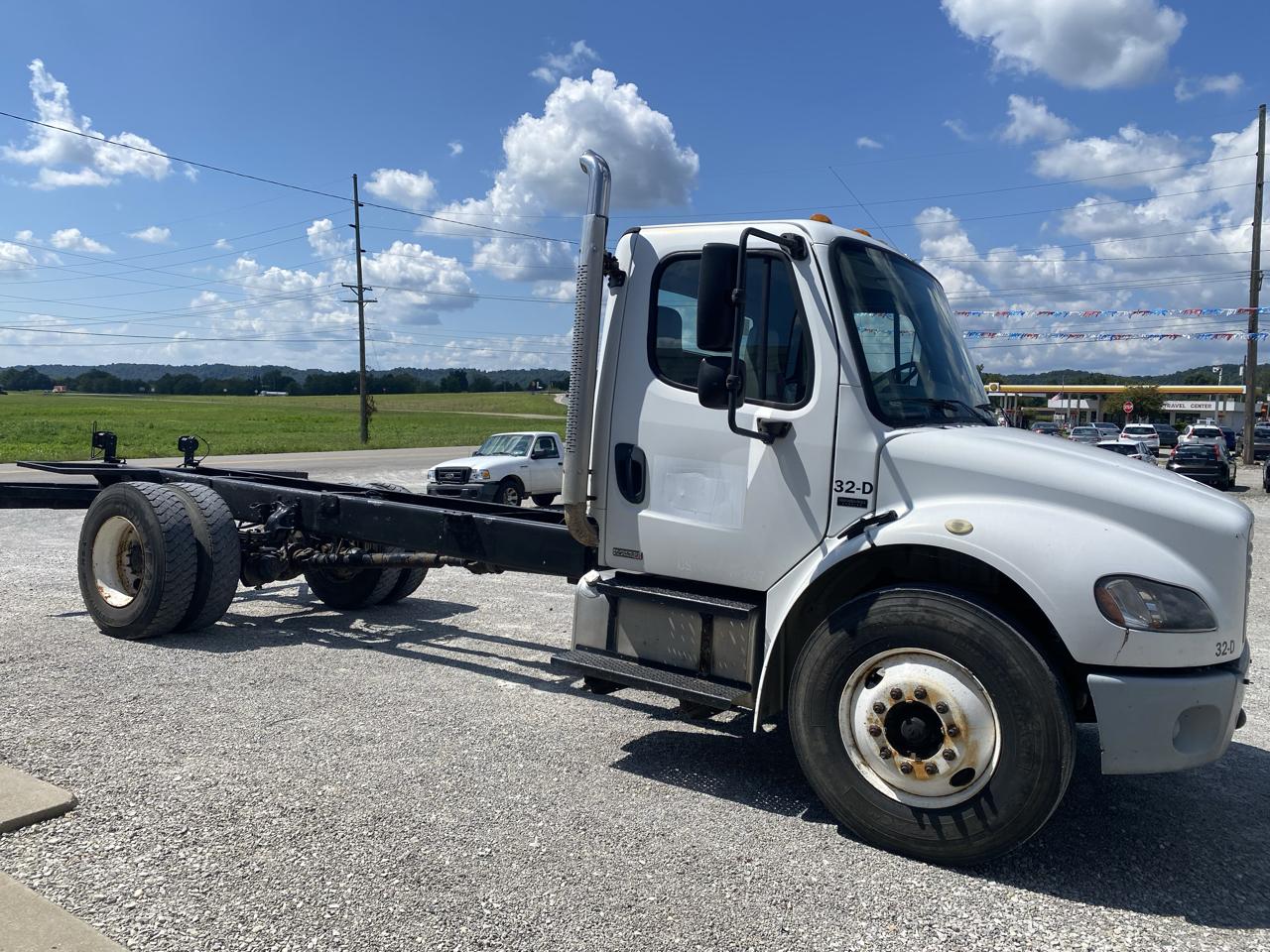 Freightliner M2-106  2006