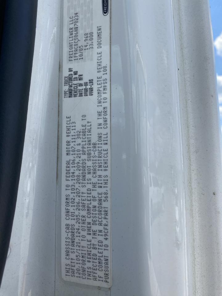 Freightliner M2-106  2006