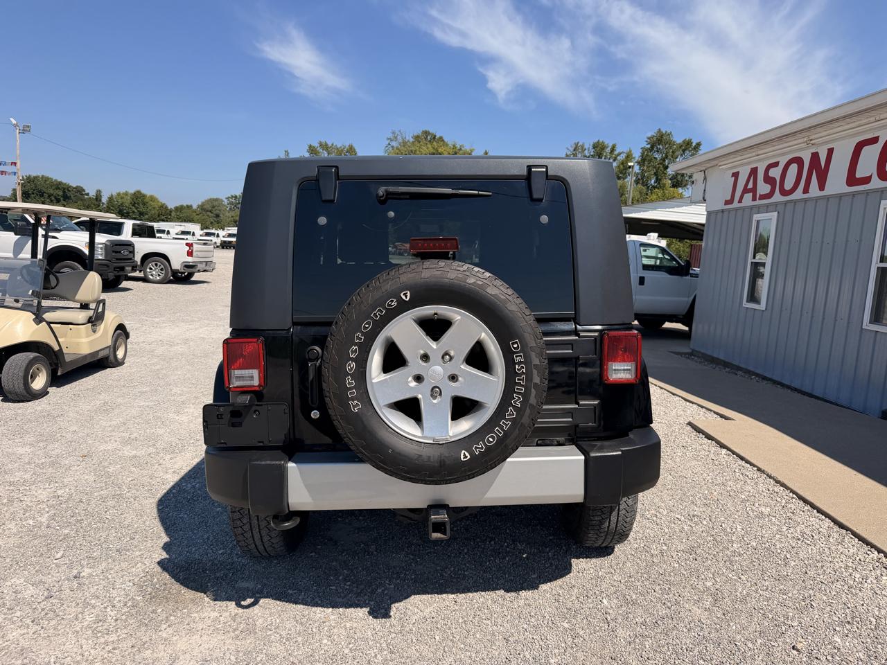 Jeep Wrangler 4WD 2dr Sahara 2010