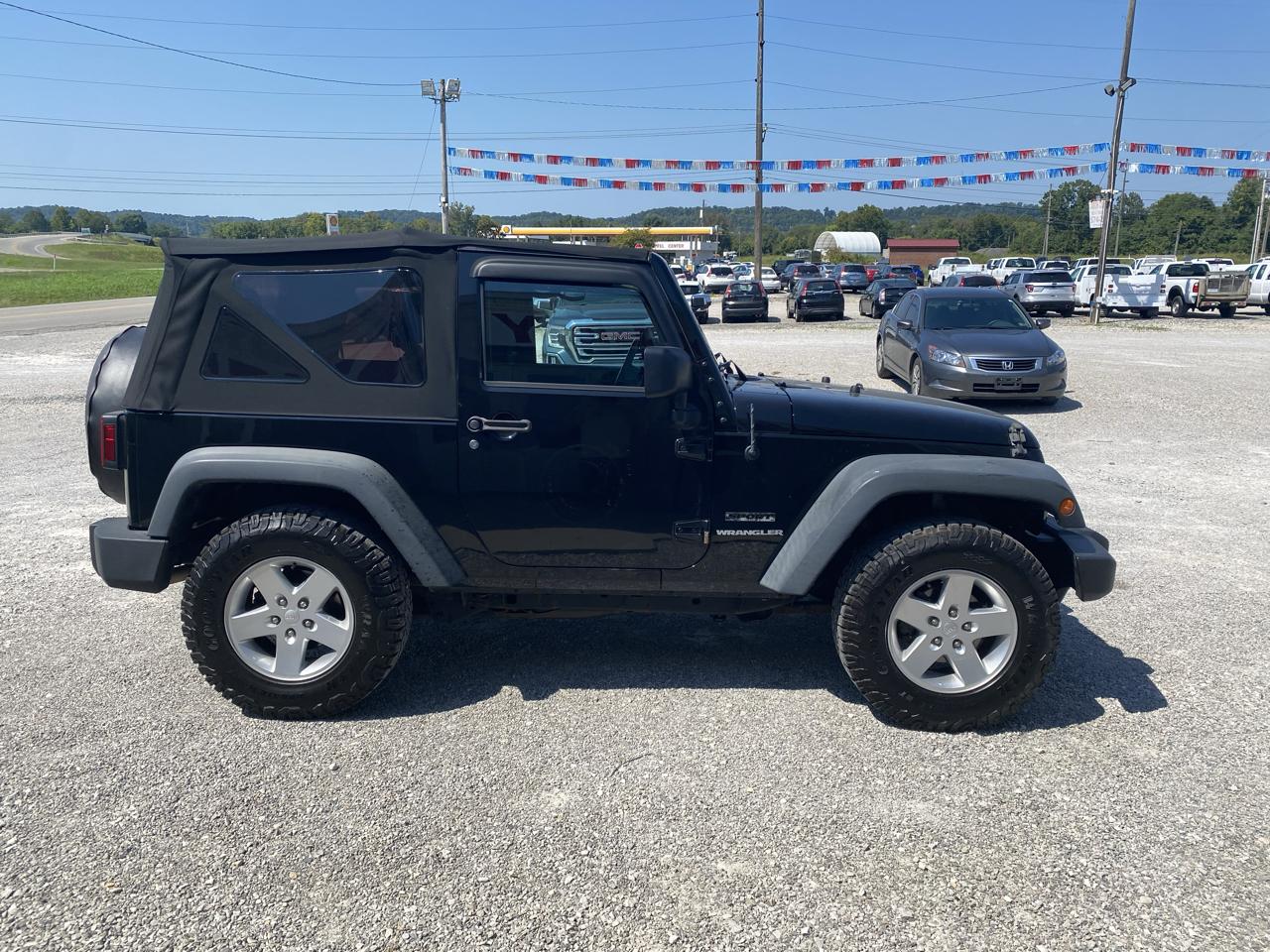 Jeep Wrangler 4WD 2dr Sport 2016