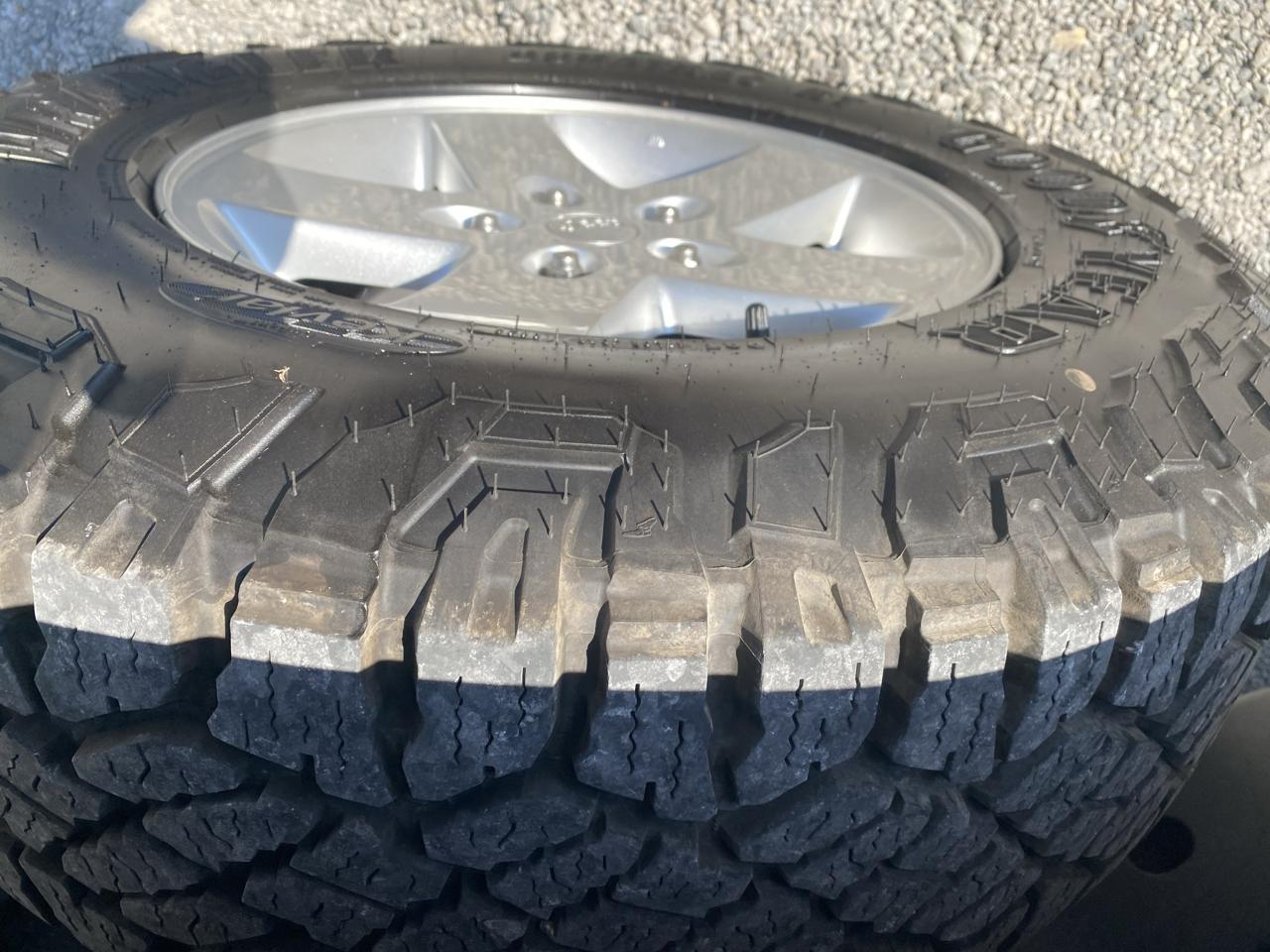 Jeep Wrangler 4WD 2dr Sport 2016