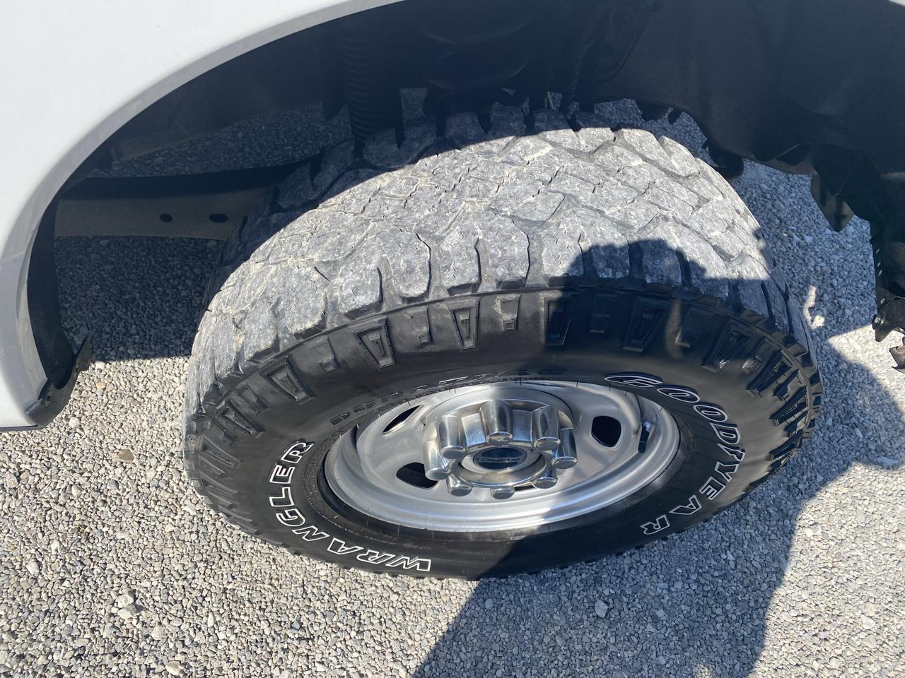 Ford Super Duty F-250 SRW Lariat 4WD SuperCab 8' Box 2017