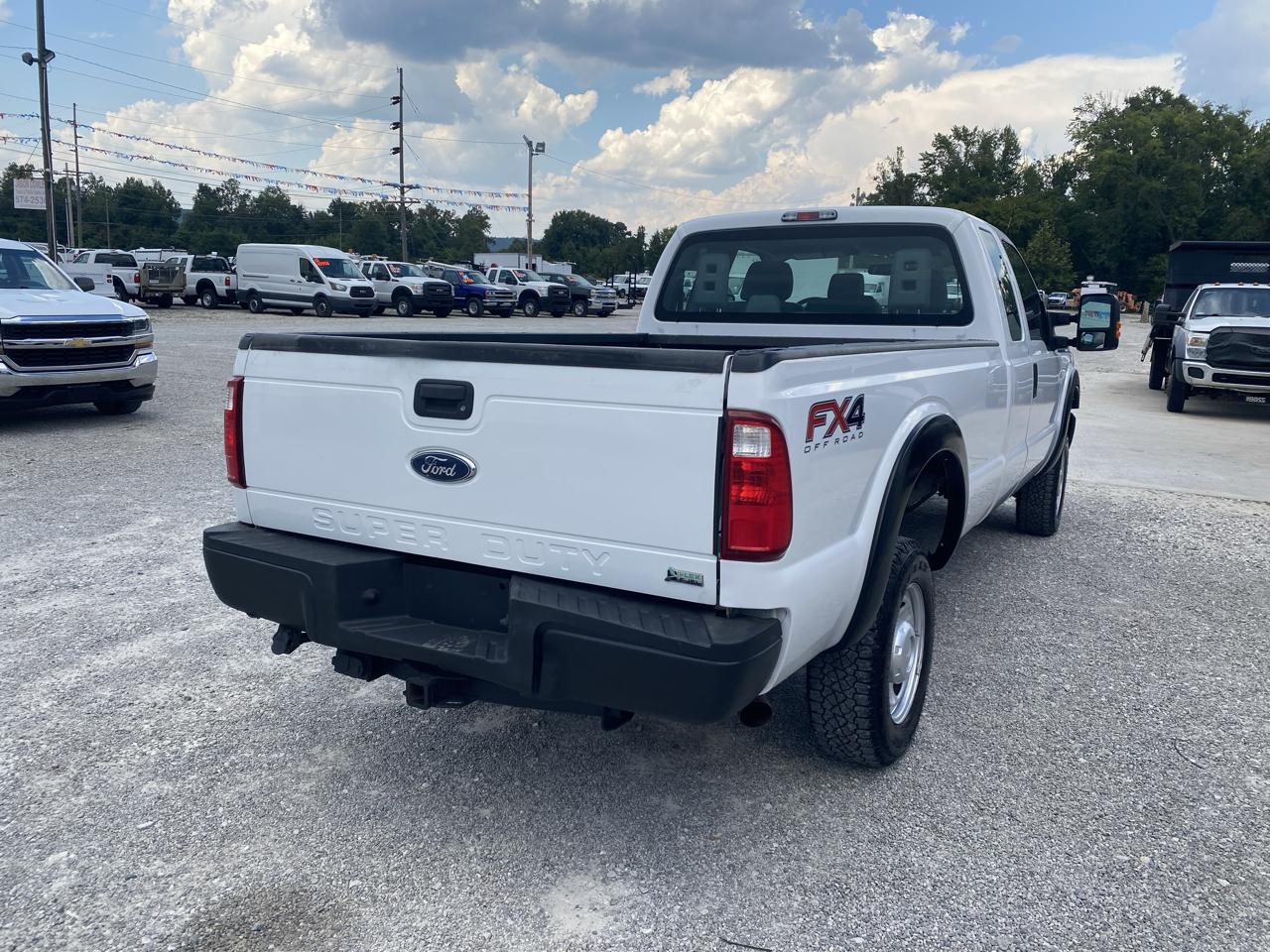 Ford Super Duty F-250 SRW 4WD SuperCab 142" Lariat 2016