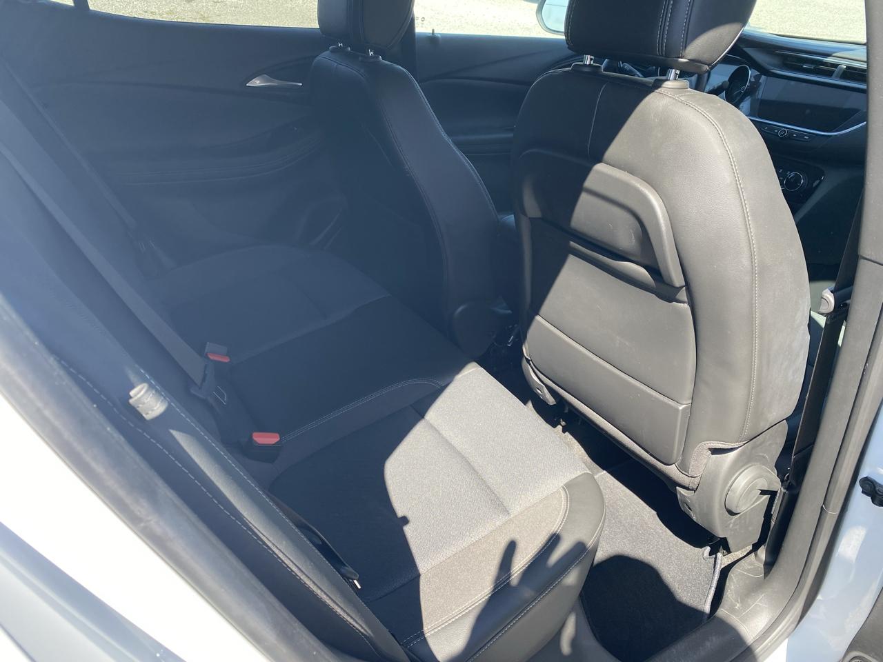Buick Encore GX FWD 4dr Preferred 2023