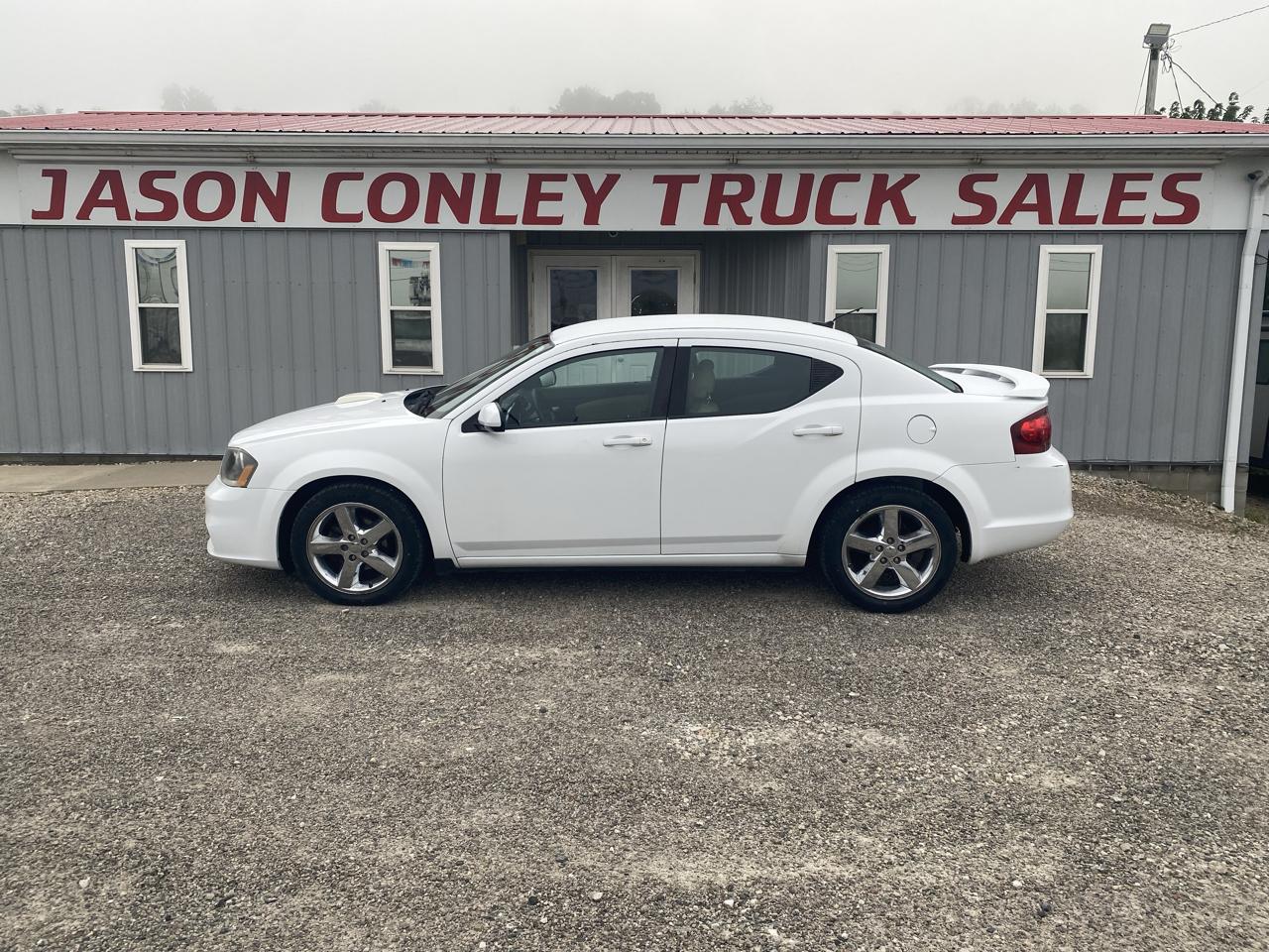 Dodge Avenger 4dr Sdn SXT 2013