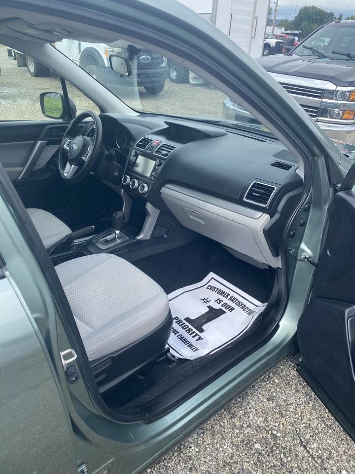 Subaru Forester 2.5i CVT 2017