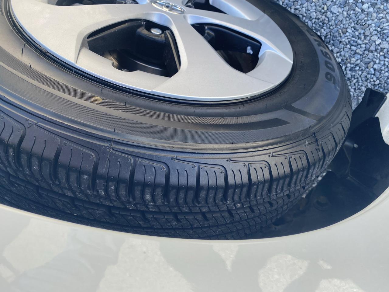 Toyota Prius 5dr HB Persona (Natl) 2013