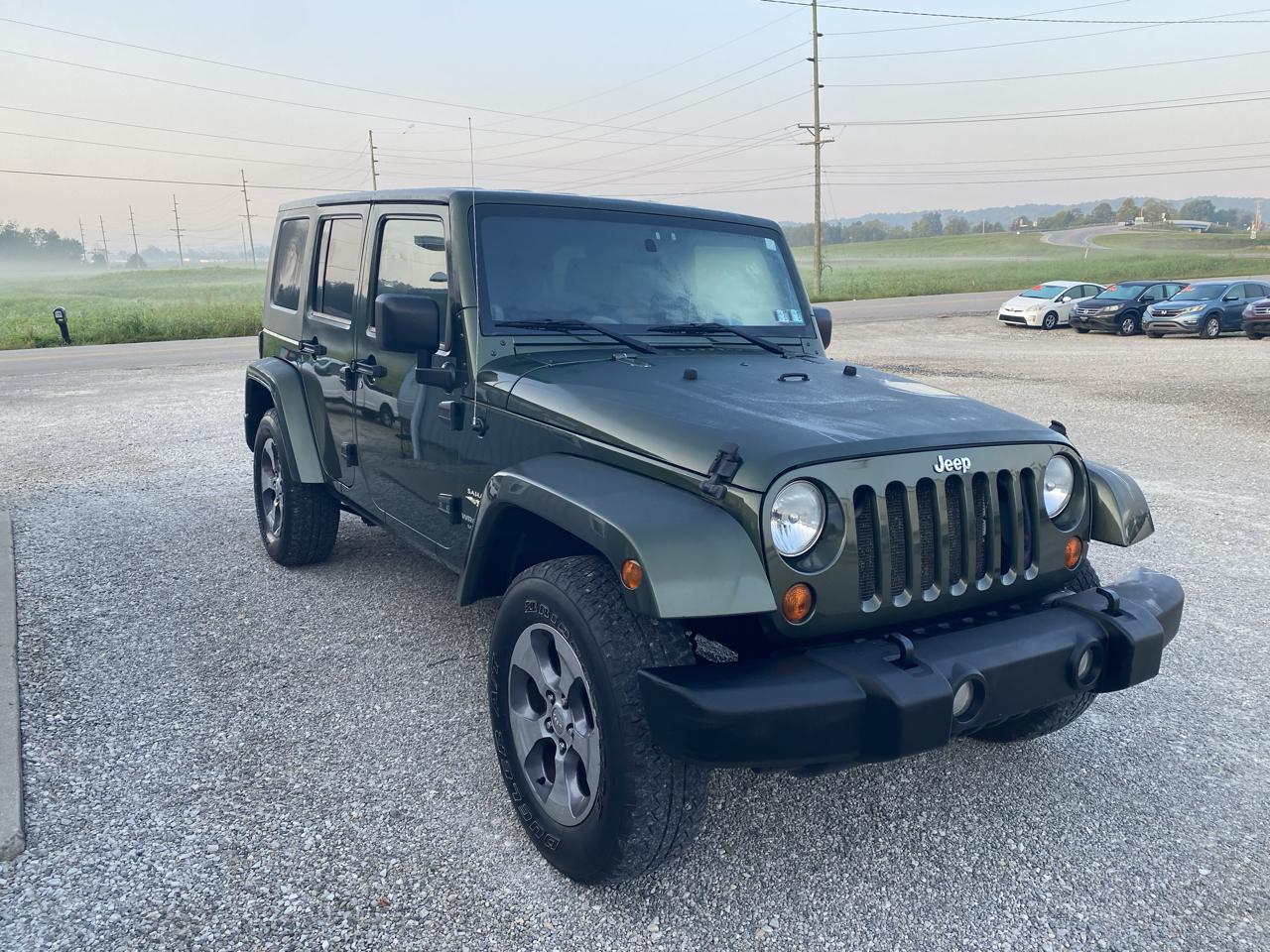 Jeep Wrangler 4WD 4dr Unlimited Sahara 2007