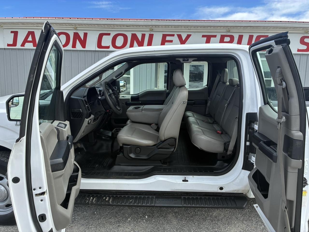 Ford F-150 XL 4WD SuperCab 6.5' Box 2018