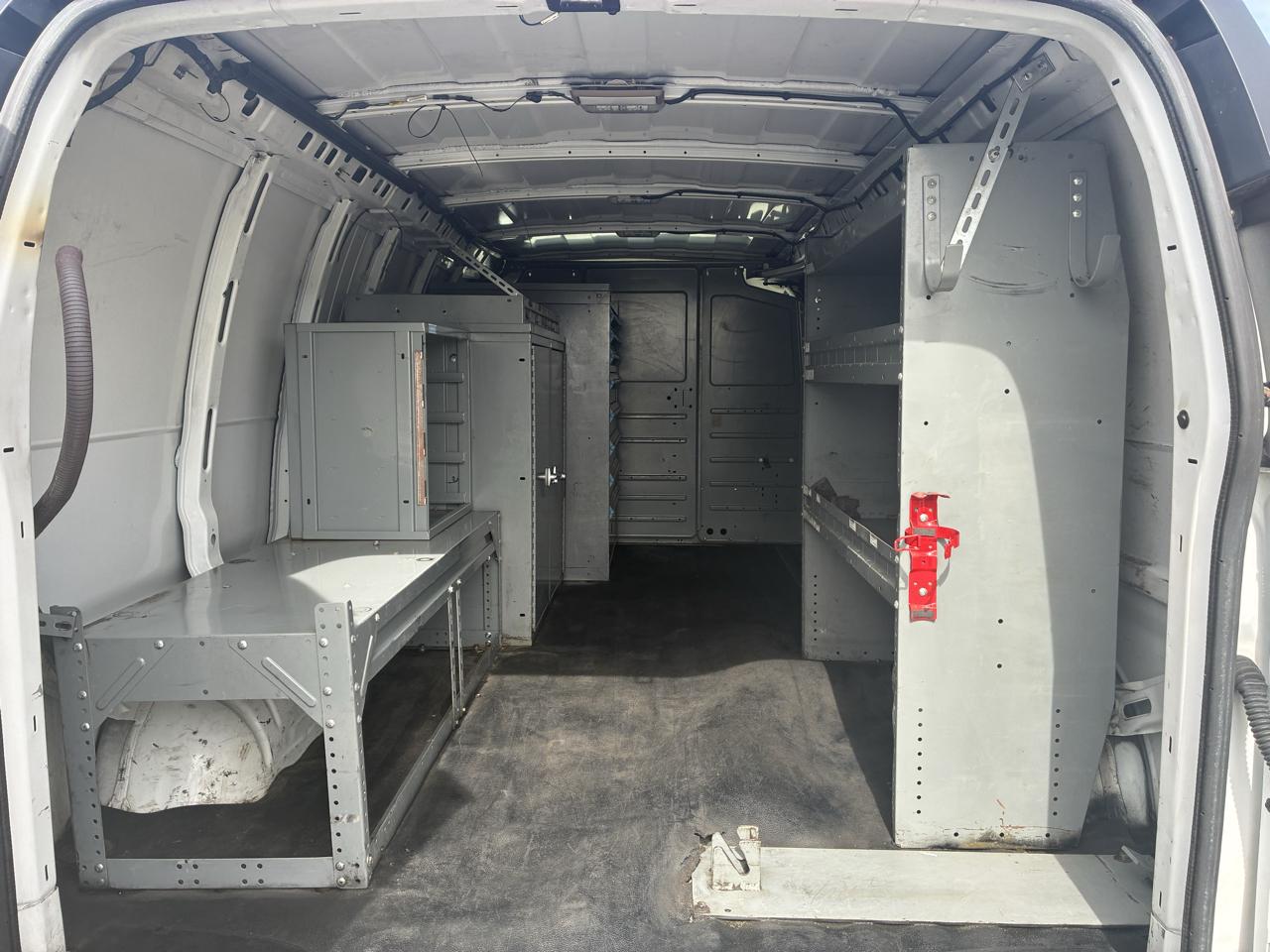 Chevrolet Express Cargo Van RWD 3500 155" 2014