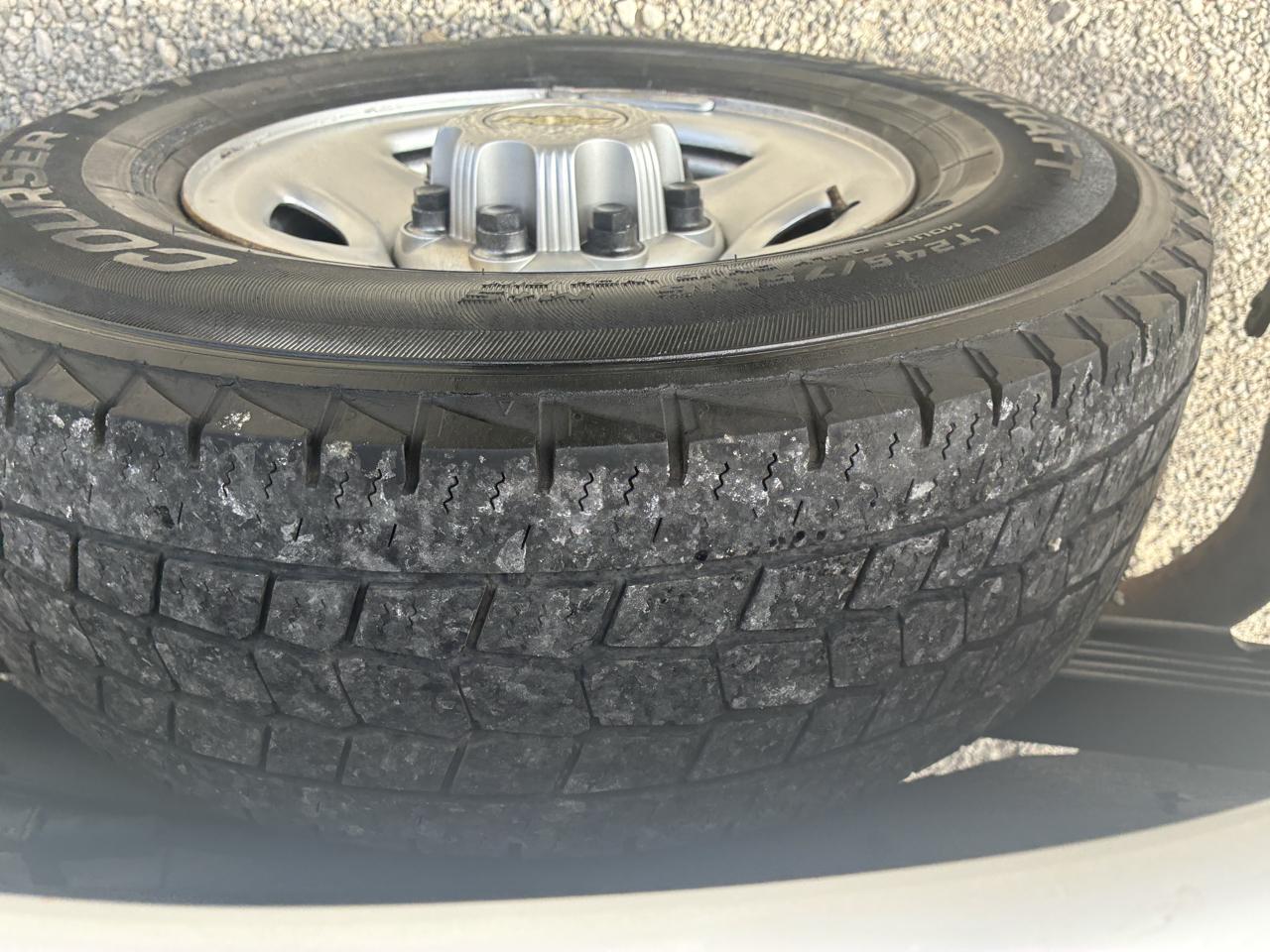 Chevrolet Express Cargo Van RWD 3500 155" 2014
