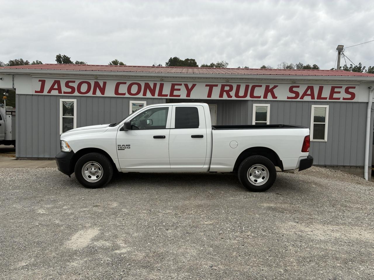 RAM 1500 Classic Tradesman 4x4 Quad Cab 6'4" Box 2020