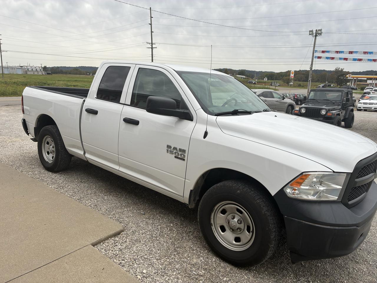 RAM 1500 Classic Tradesman 4x4 Quad Cab 6'4" Box 2020