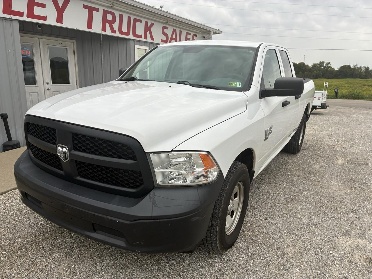RAM 1500 Classic Tradesman 4x4 Quad Cab 6'4" Box 2020