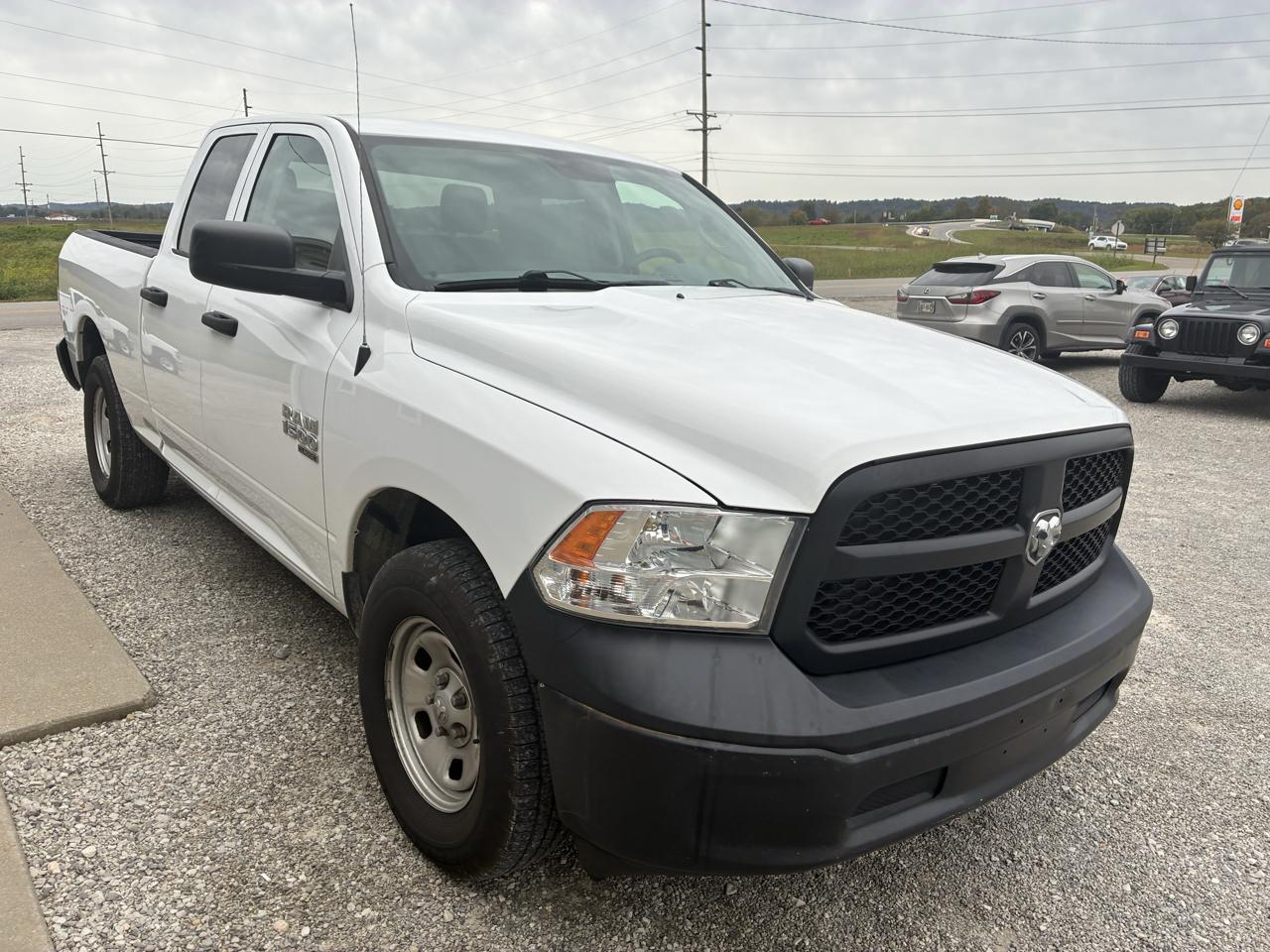 RAM 1500 Classic Tradesman 4x4 Quad Cab 6'4" Box 2020