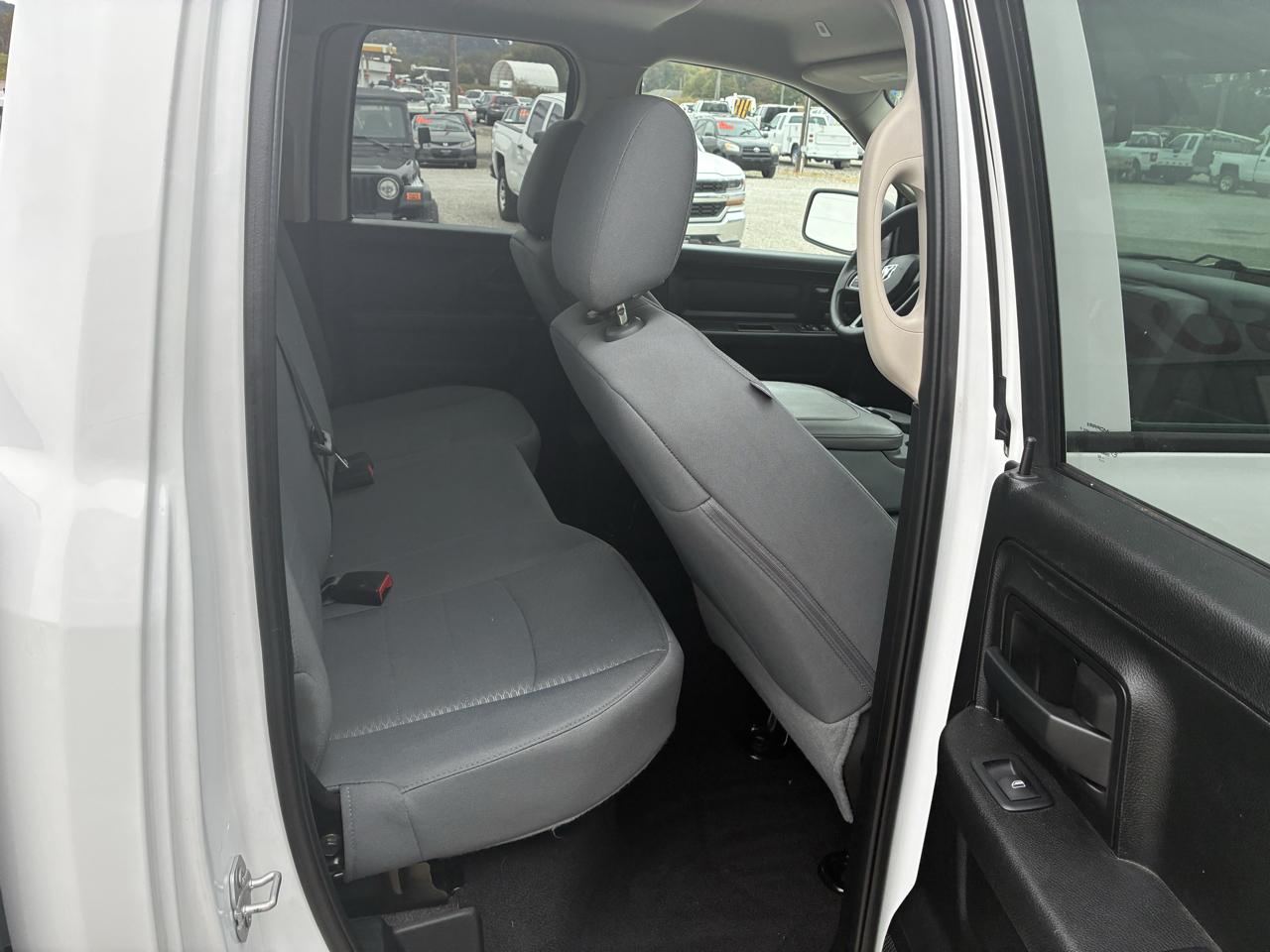 RAM 1500 Classic Tradesman 4x4 Quad Cab 6'4" Box 2020