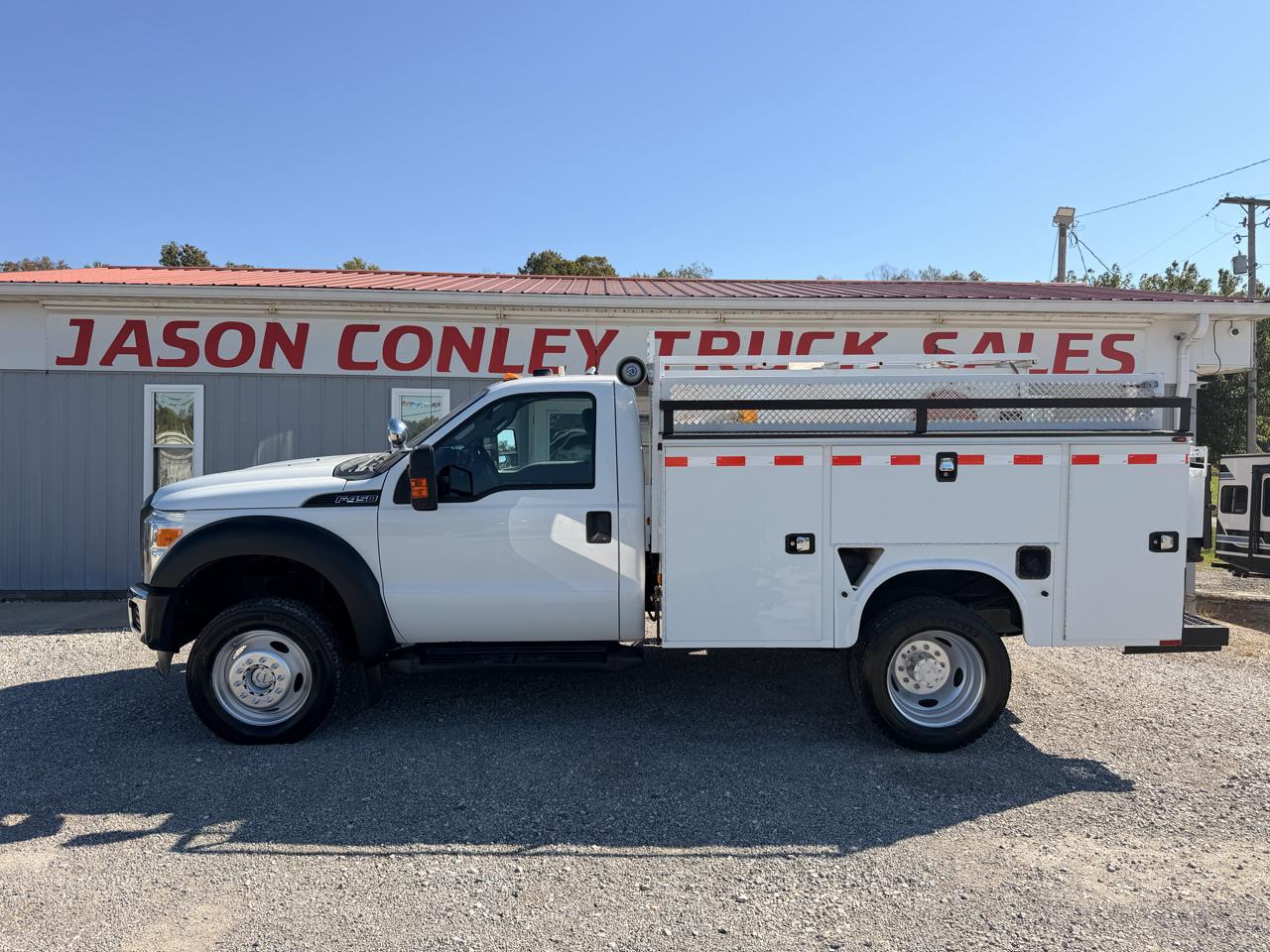 2015 Ford Super Duty F-450 DRW 4WD Reg Cab 141" WB 60" CA XL