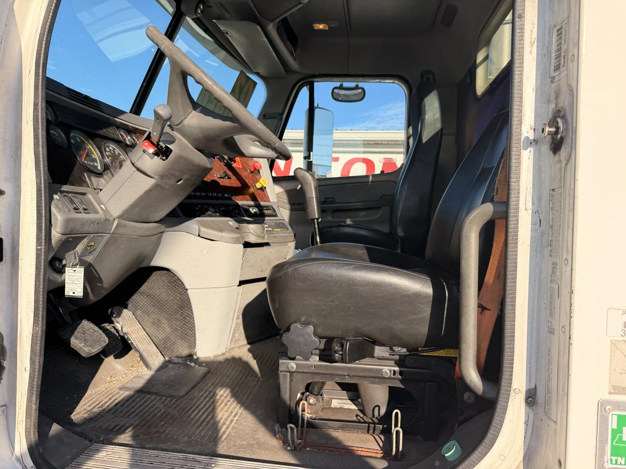 Freightliner Century  2002
