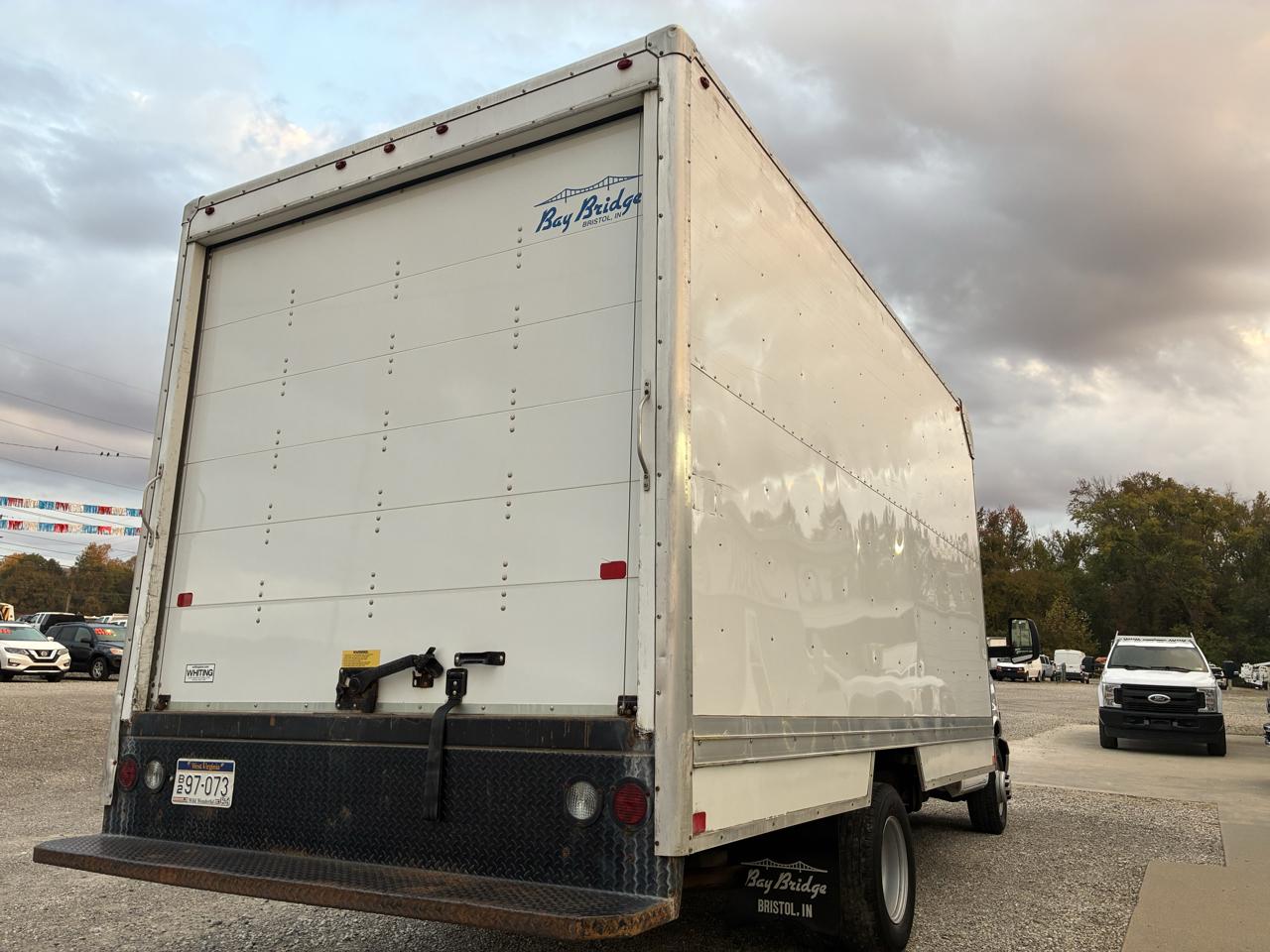 Chevrolet Express Commercial Cutaway 3500 Van 159" 2018