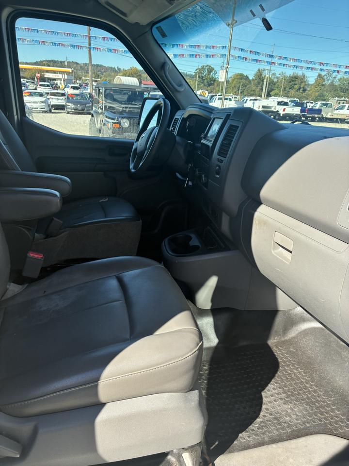 Nissan NV Cargo NV2500 HD High Roof V6 S 2020