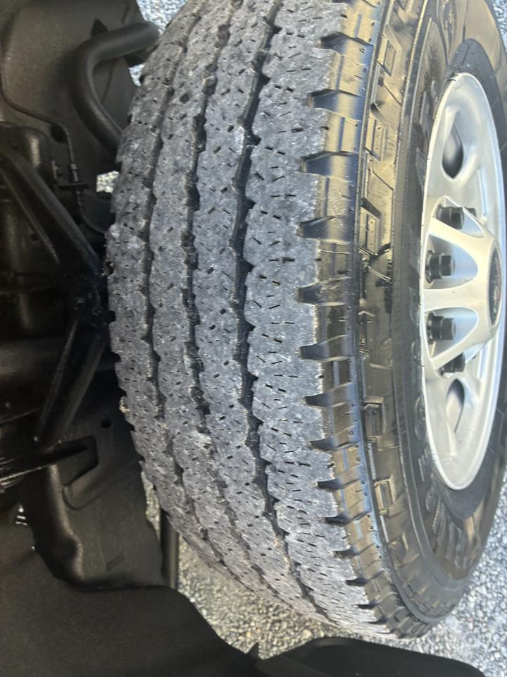 GMC Sierra 3500HD 4WD Reg Cab 133.6" 2017