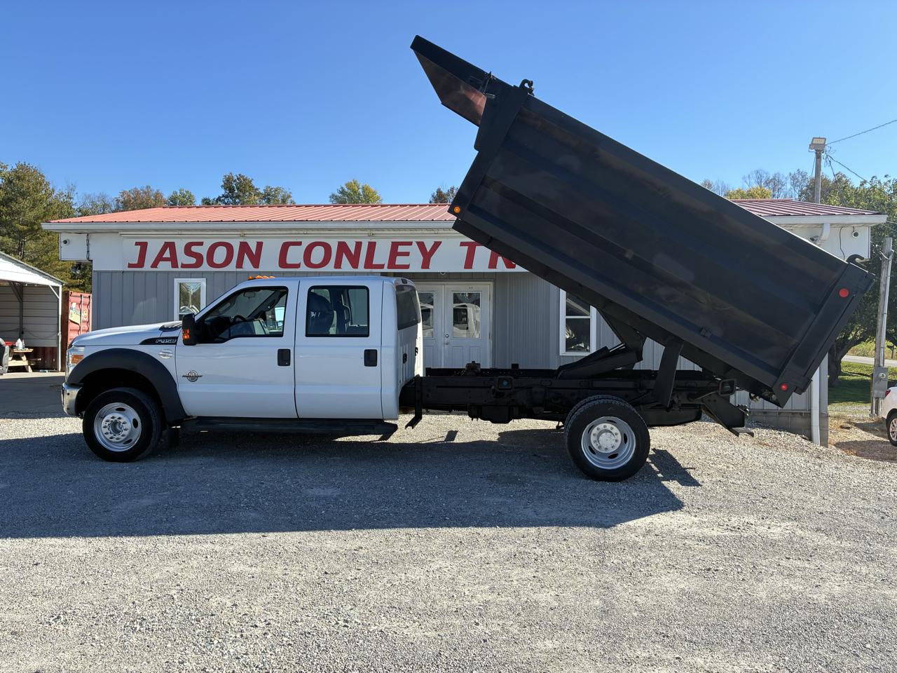Ford Super Duty F-450 DRW 2WD Crew Cab 200" WB 84" CA XL 2013