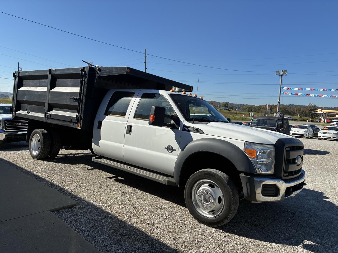 Ford Super Duty F-450 DRW 2WD Crew Cab 200" WB 84" CA XL 2013