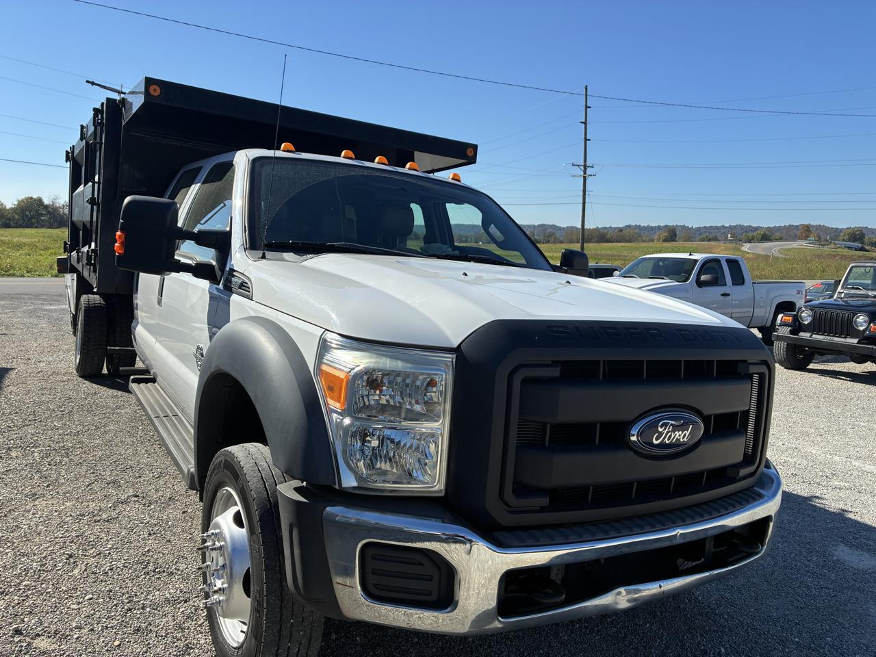 Ford Super Duty F-450 DRW 2WD Crew Cab 200" WB 84" CA XL 2013