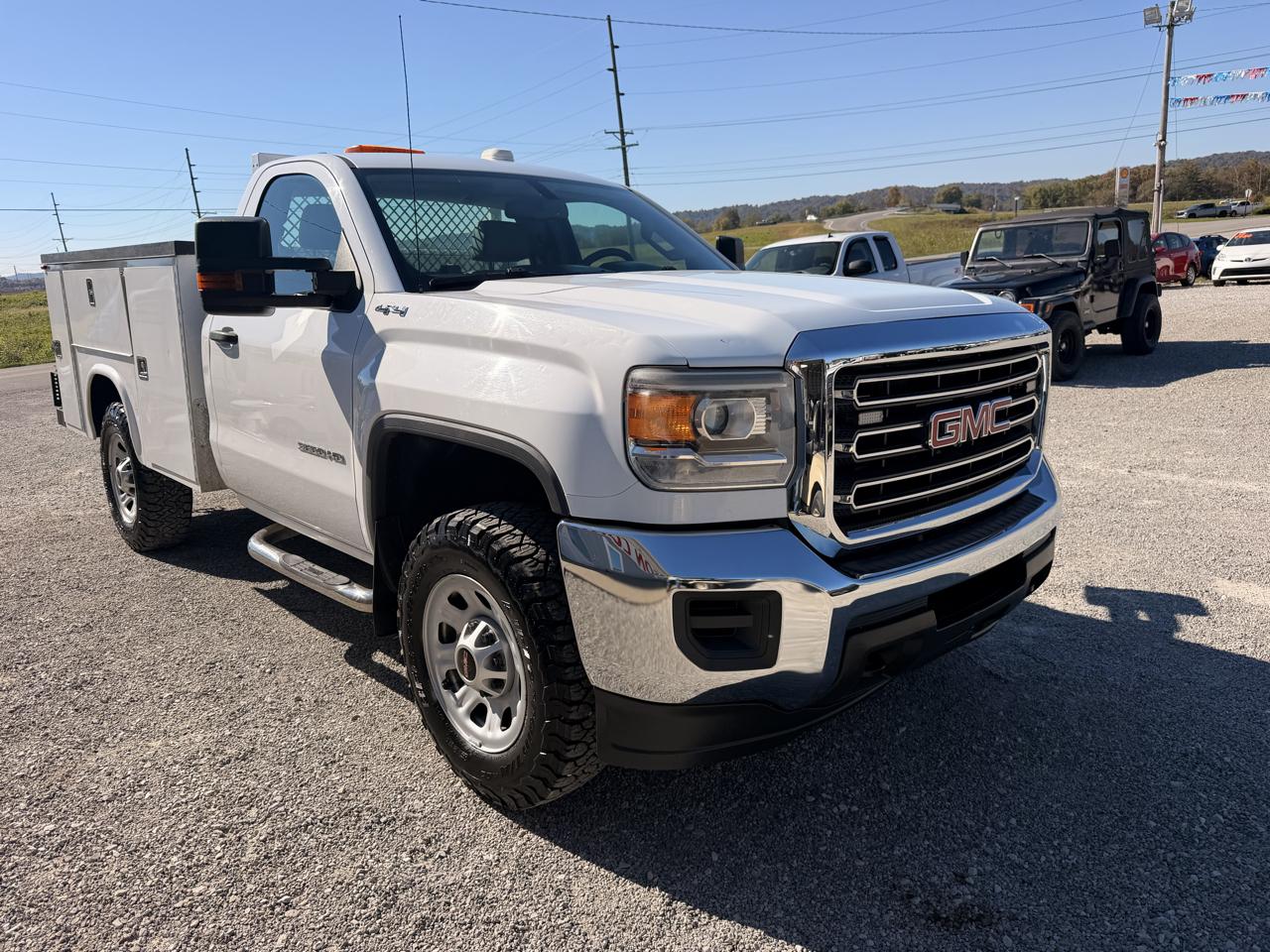 GMC Sierra 3500HD 4WD Reg Cab 133.6" 2016