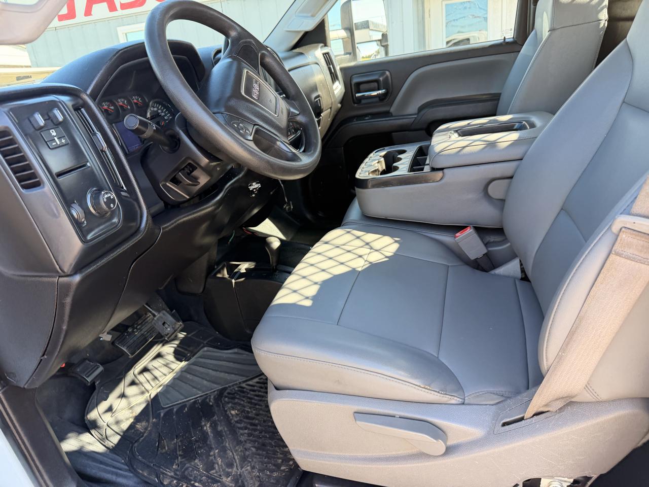 GMC Sierra 3500HD 4WD Reg Cab 133.6" 2016