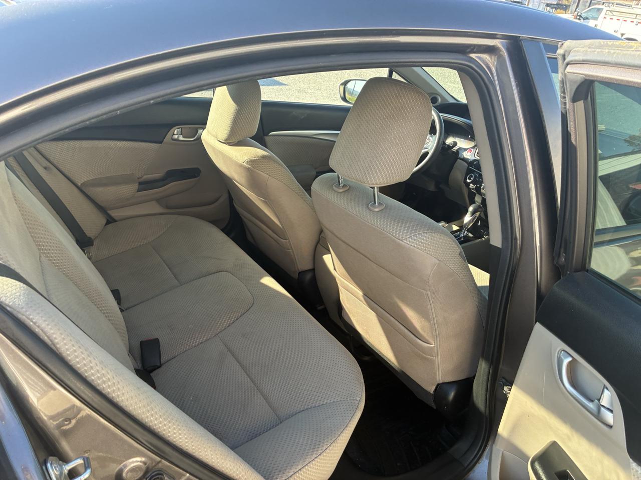 Honda Civic Hybrid 4dr Sdn L4 CVT 2014