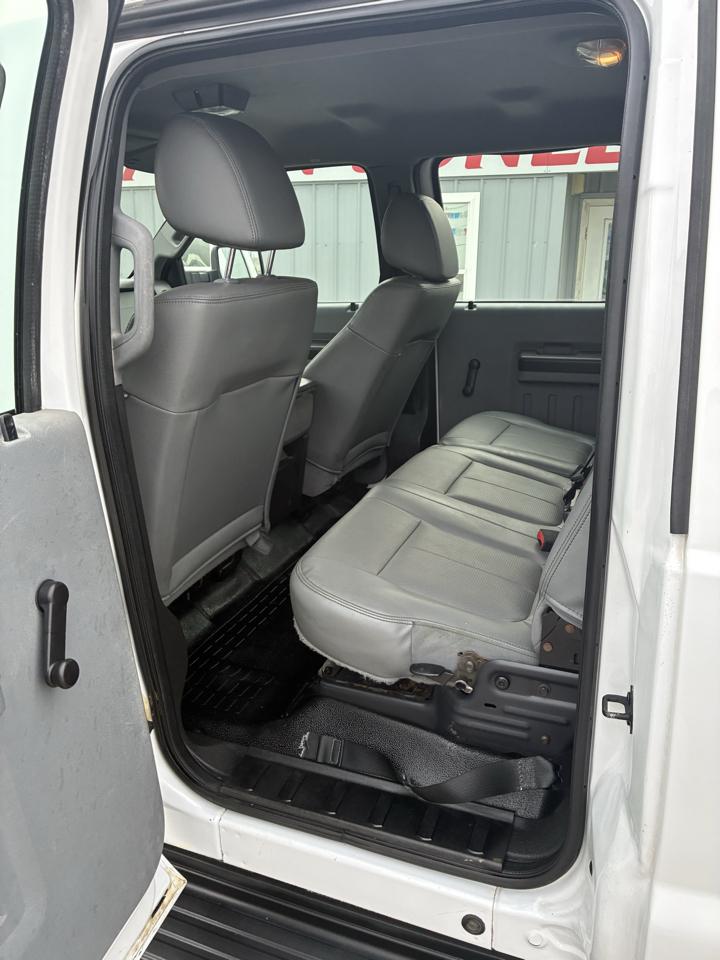 Ford Super Duty F-350 SRW 4WD Crew Cab 172" XL 2012