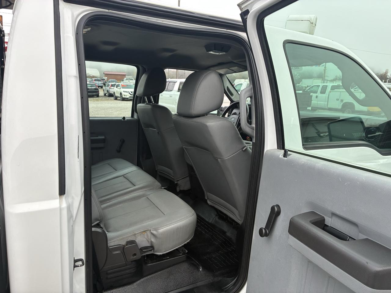 Ford Super Duty F-350 SRW 4WD Crew Cab 172" XL 2012