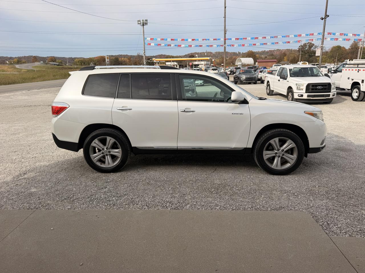 Toyota Highlander 4WD 4dr V6 Limited (Natl) 2013