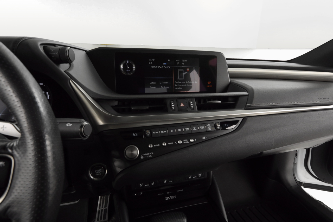 Lexus ES 350 F SPORT 2021