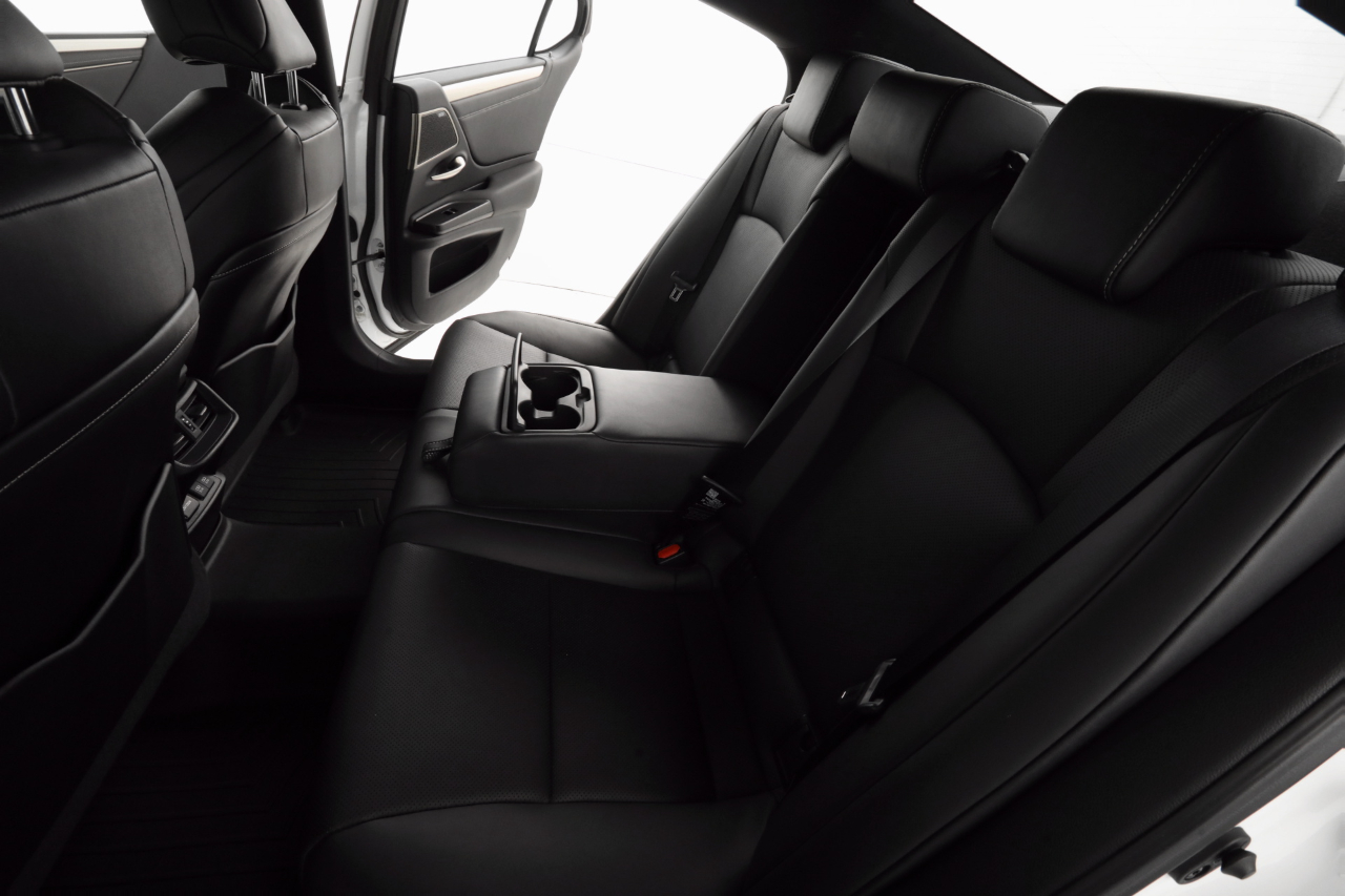 Lexus ES 350 F SPORT 2021