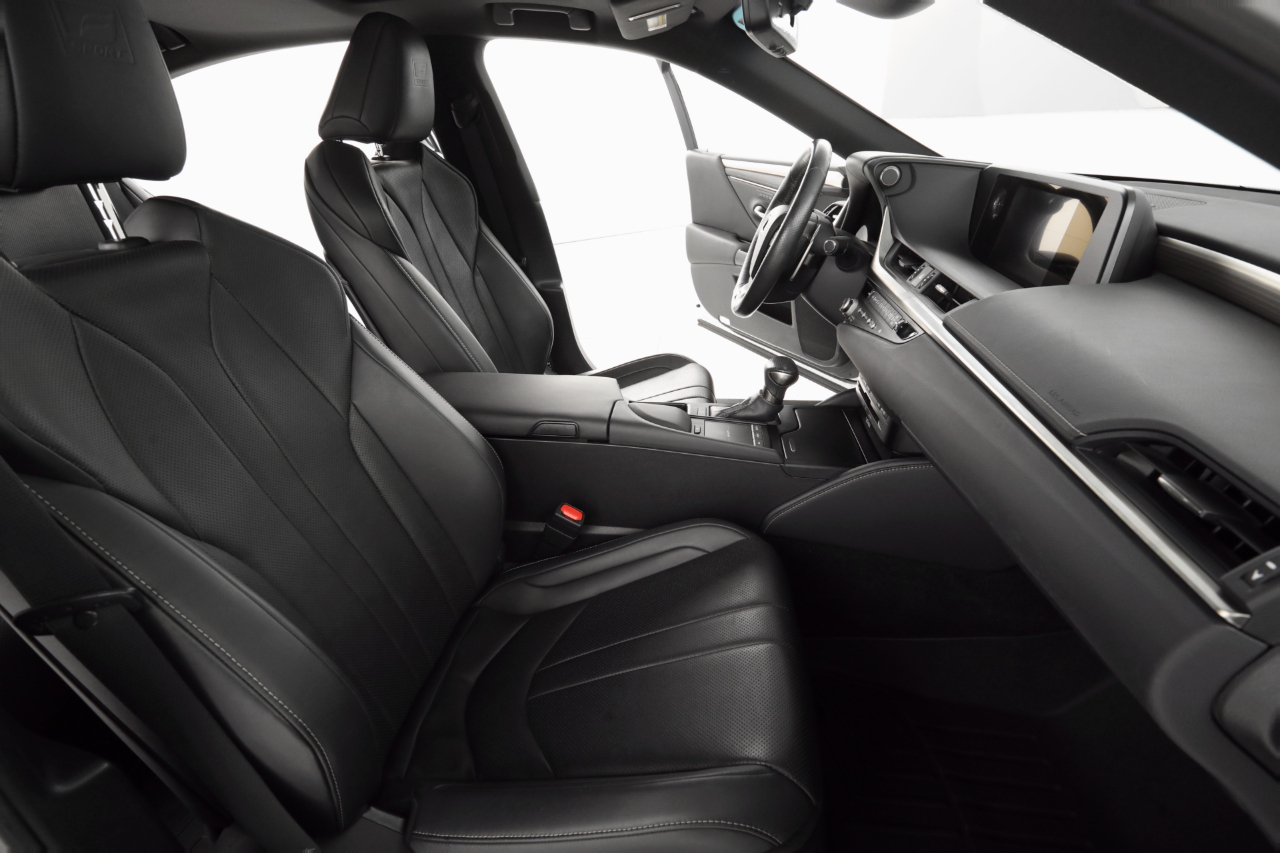 Lexus ES 350 F SPORT 2021